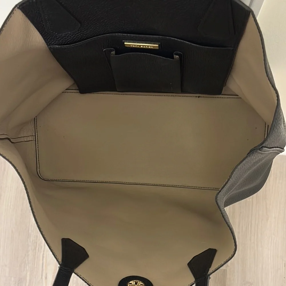Tory Burch Black Pebbled Leather Tote - Picture 3 of 10